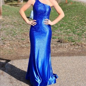 one shoulder prom dress